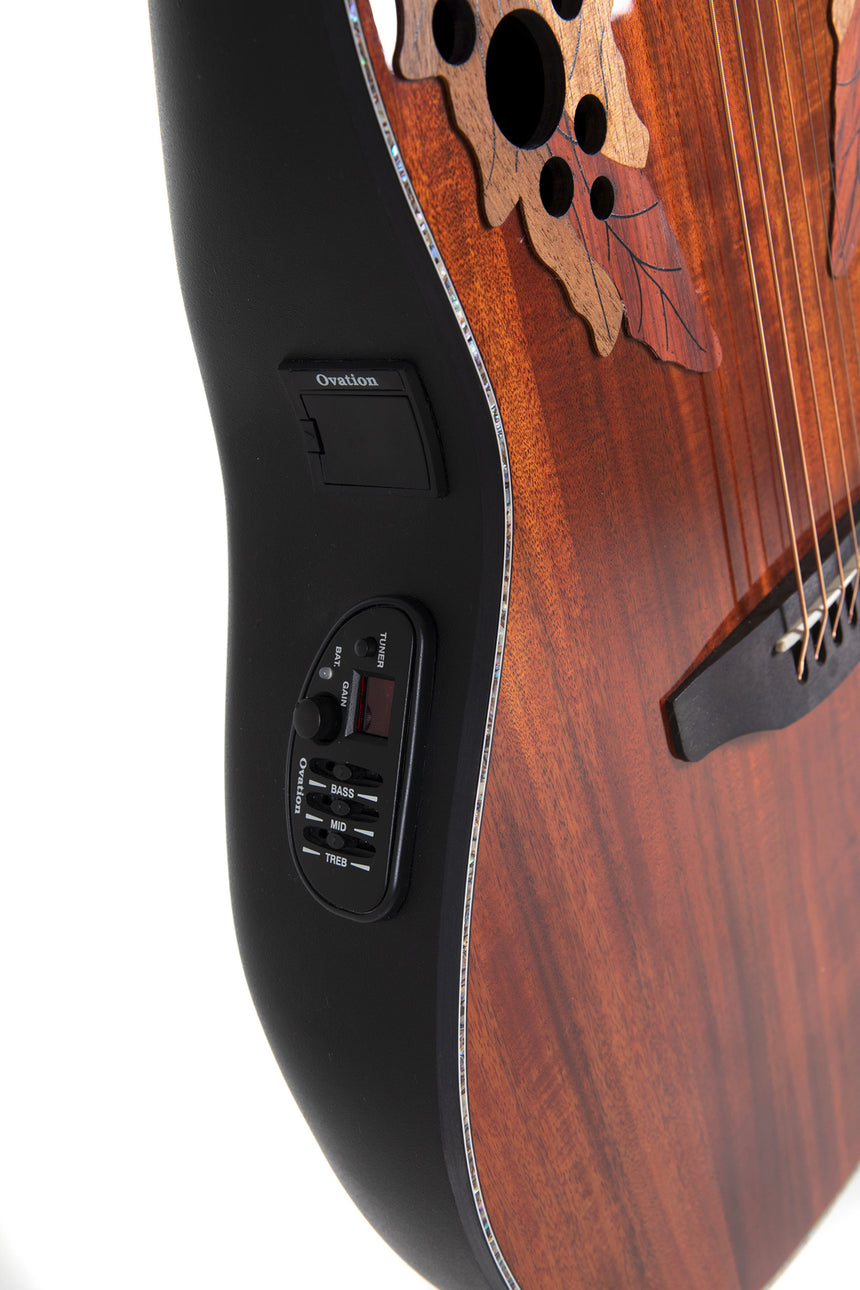 Guitare acoustique électrique Ovation Celebrity Elite Plus CE44P-SM-Gspalted en érable 