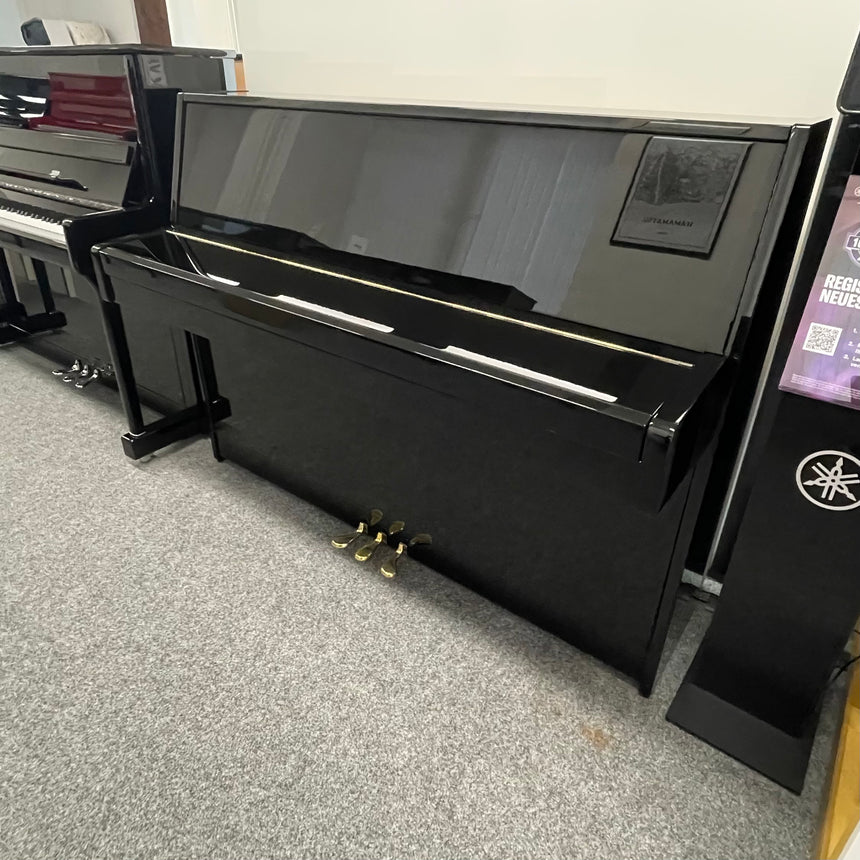 Yamaha Eterna Klavier ER 10 schwarz poliert Bj. 2001 (gebraucht)