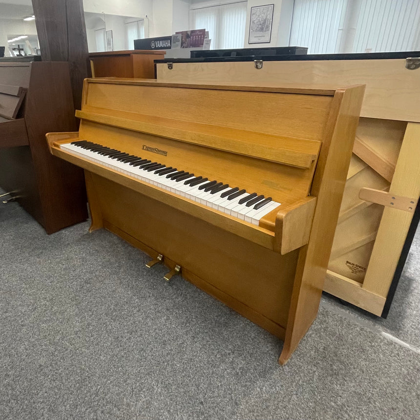 GROTRIAN-STEINWEG Klavier Mod. 100 Occasion Nussbaum hell Bj. 1960 (gebraucht)