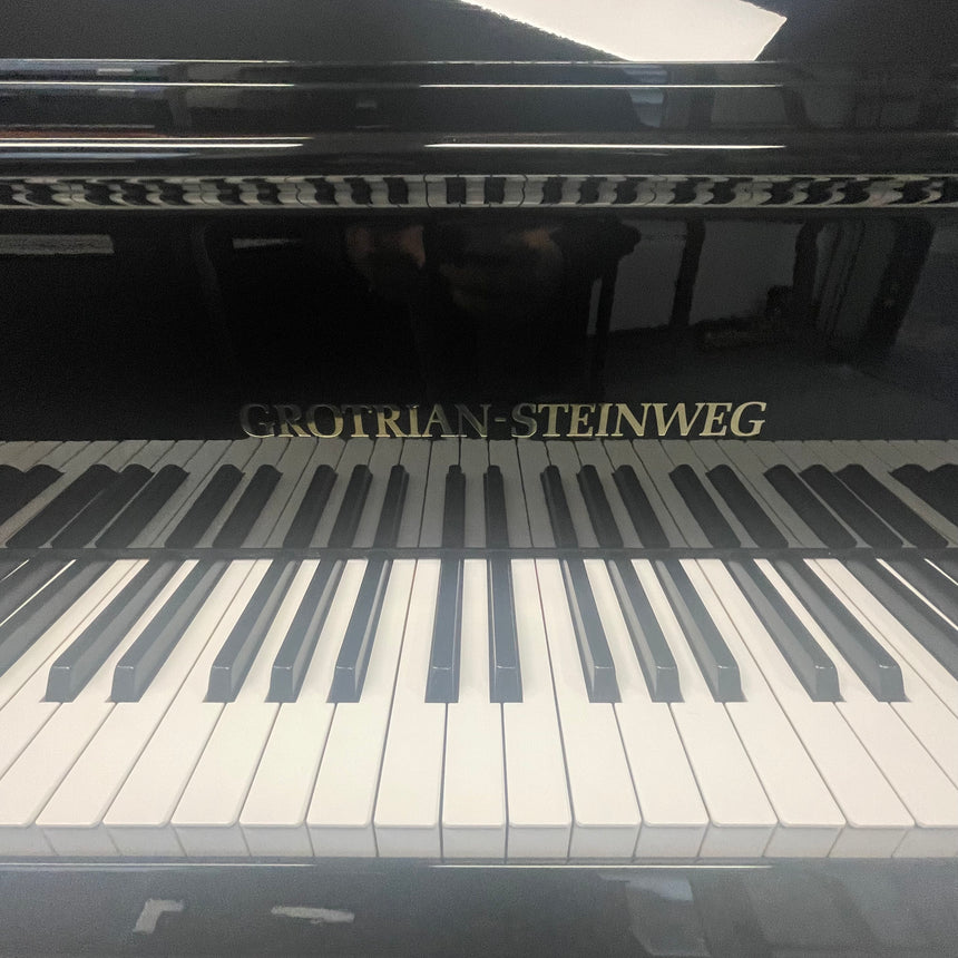 GROTRIAN - STEINWEG Flügel Mod. 189 Occasion schwarz poliert Bj. 1982 sehr guter Zustand(gebraucht)