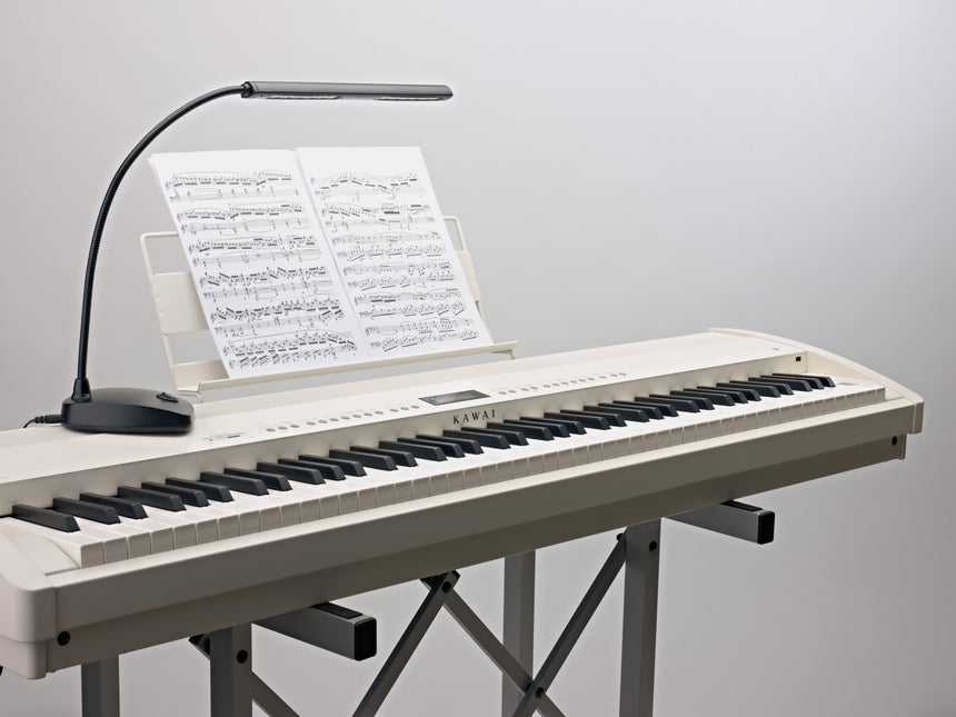 König & Meyer LED 12296 Pianoleuchte schwarz - Musik-Ebert Gmbh